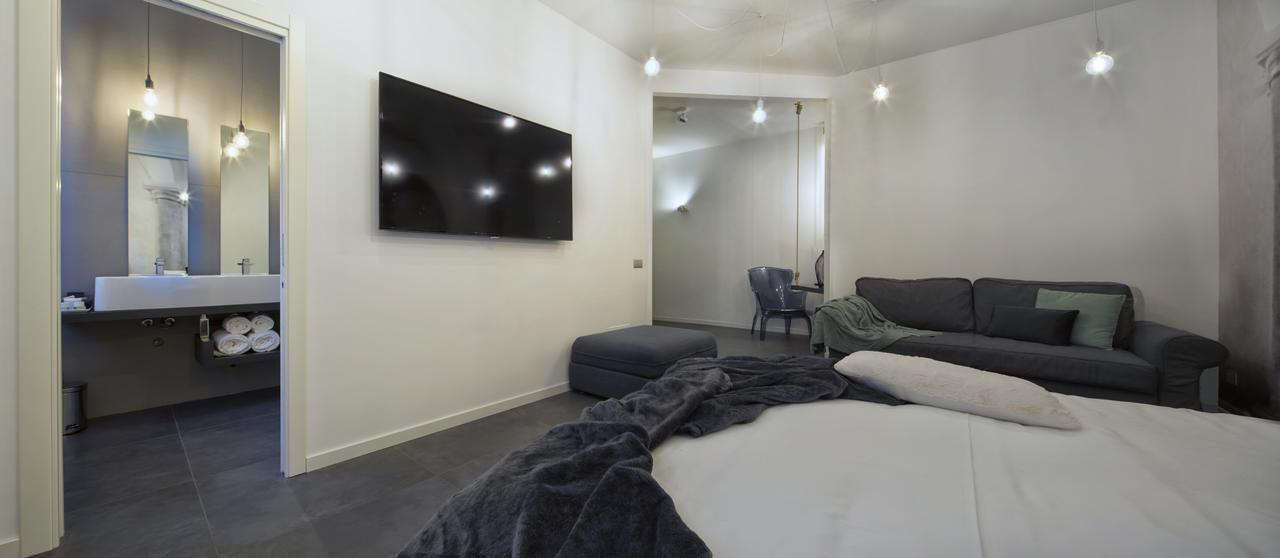 Suite Vogue Sforza Voghera Εξωτερικό φωτογραφία